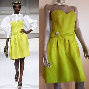 □❤️BUY2️⃣GET1️⃣🩷FREE$4,800 OSCAR DE LA RENTA SILK LIME GREEN DRESS 4